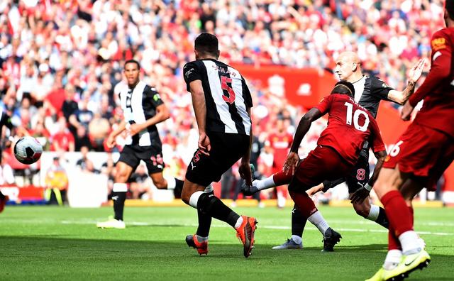  利物浦逆转切尔西，萨拉赫双响建功  