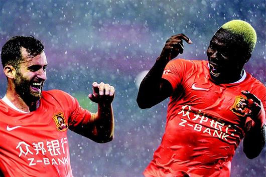  梅斯主场雨战上演肉搏战，血性防守守住保级救命分